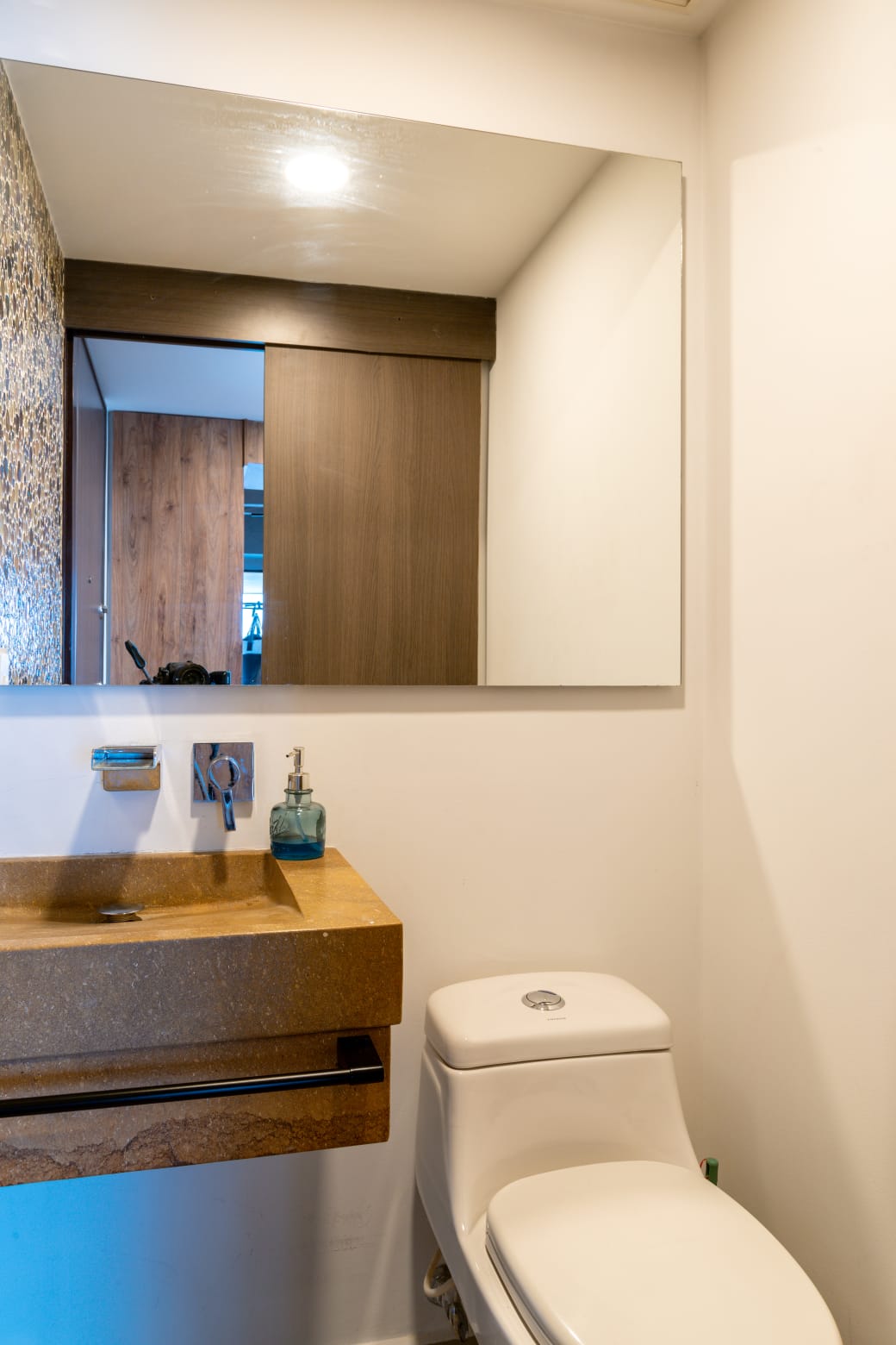APARTAMENTO EN VENTA Y ARRIENDO AMOBLADO  POBLADO L.ENCIERRO