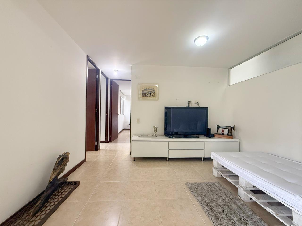 APARTAMENTO EN ARRIENDO CUMBRES FRENTE RESERVA NATURAL