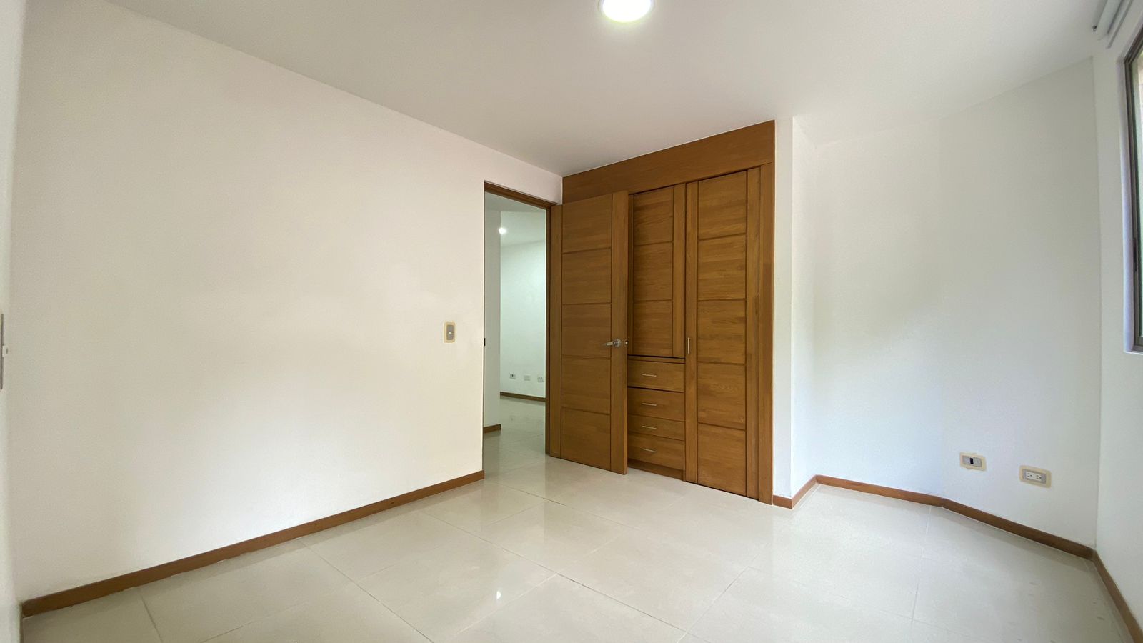 Apartamento en venta Sabaneta sector Aves Marías SM
