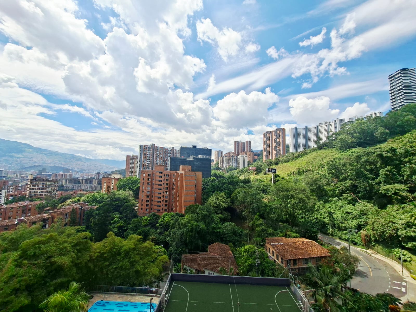 Apartamento en venta Loma el Encierro remodelado