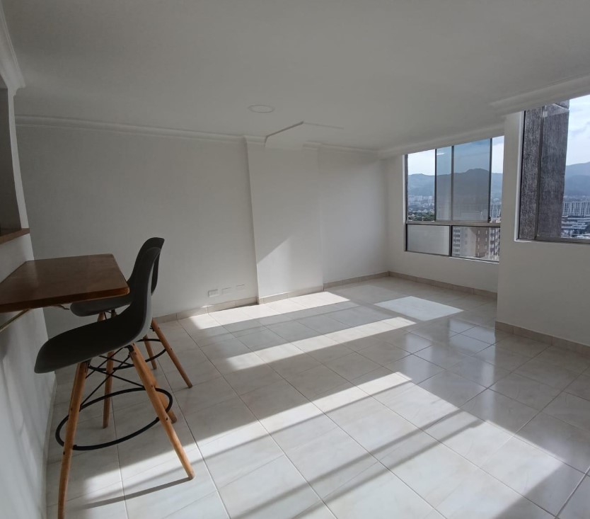 Apartamento en arriendo Las Palmas cerca al mall el Indio