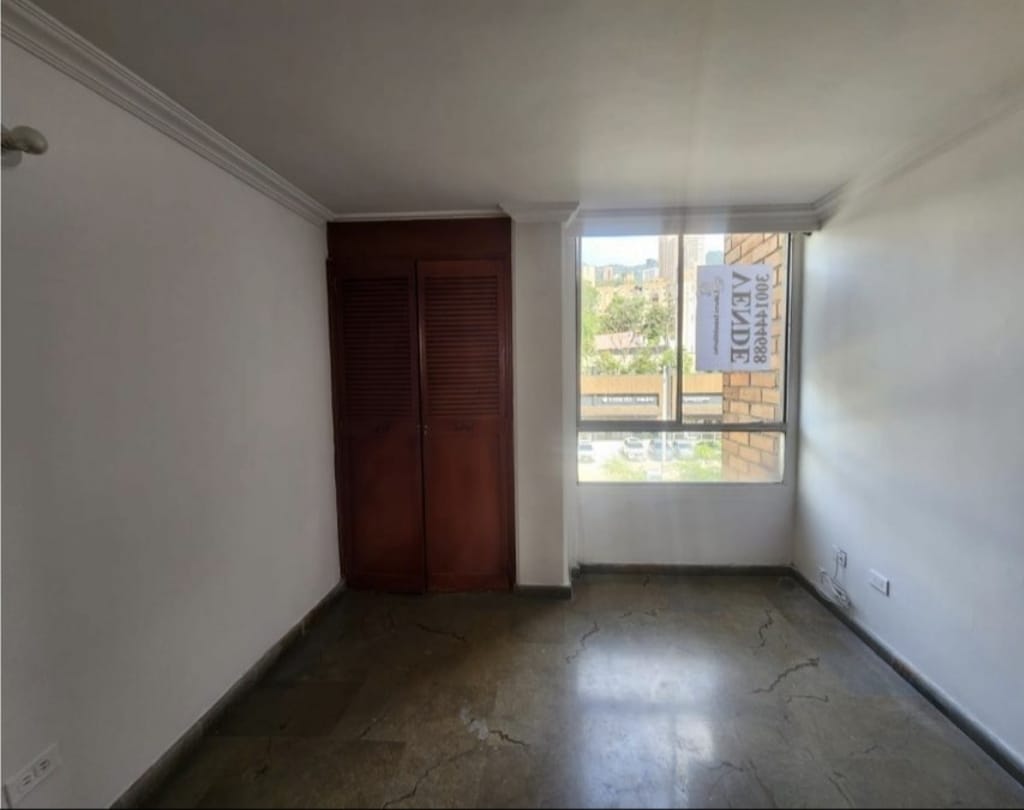 APARTAMENTO EN VENTA POBLADO TRANSVERSAL INFERIOR CP