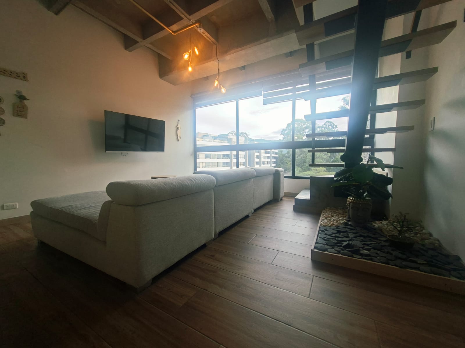 Apartamento dúplex en arriendo amoblado y sin amoblar Envigado Jacuzzi