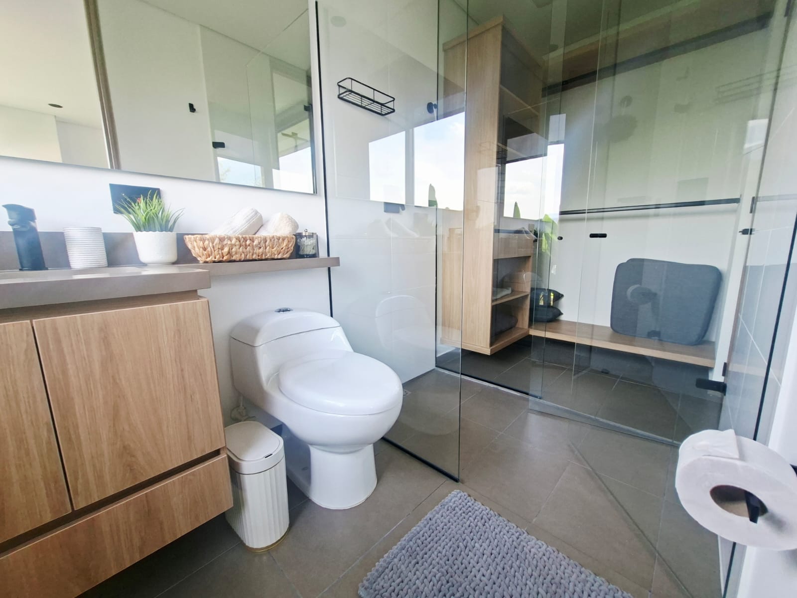 Apartamento amoblado en Envigado Loma del Esmeraldal