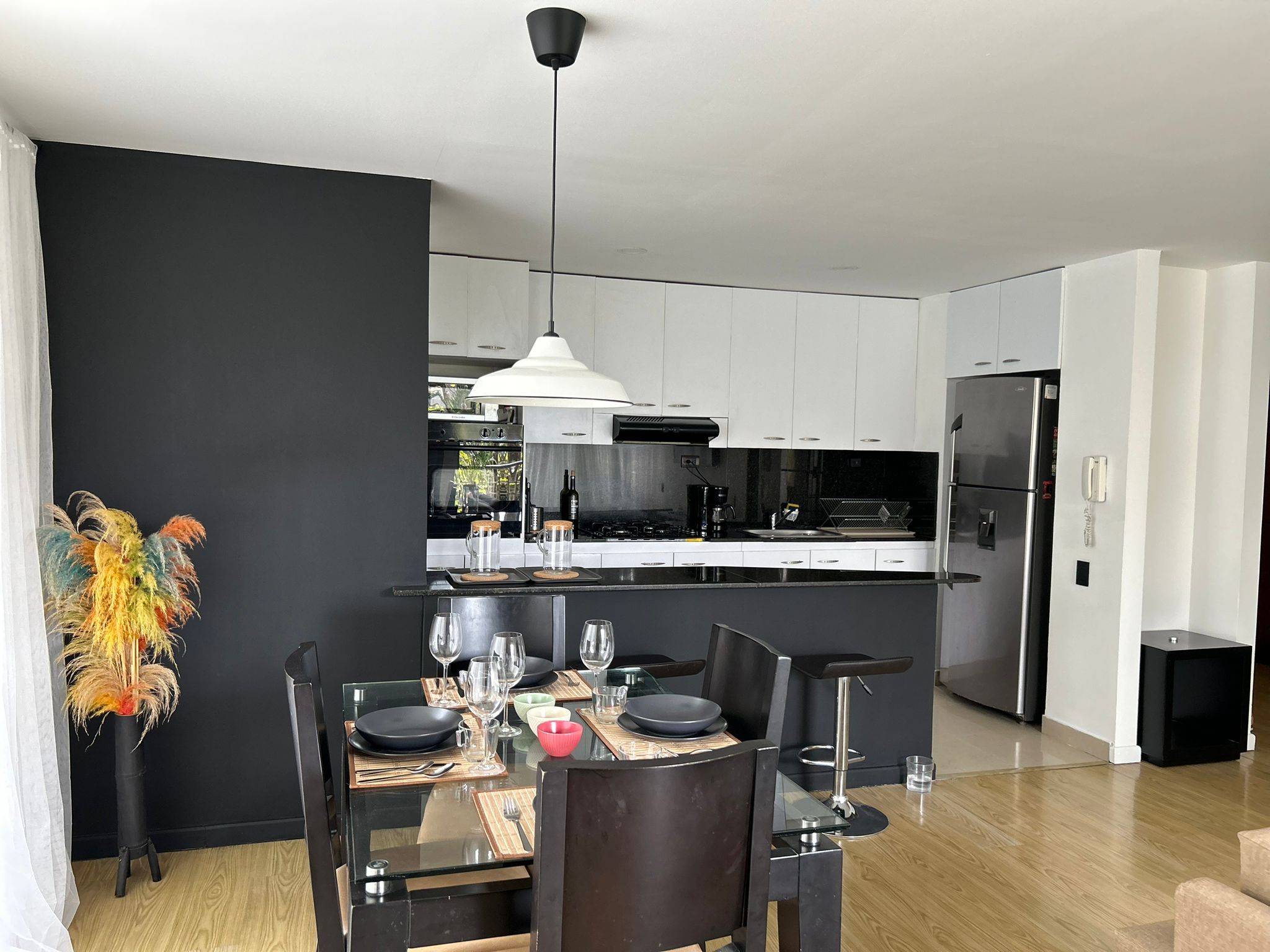 Apartamento amoblado en arriendo Loma  cerca a Provenza PRLlK