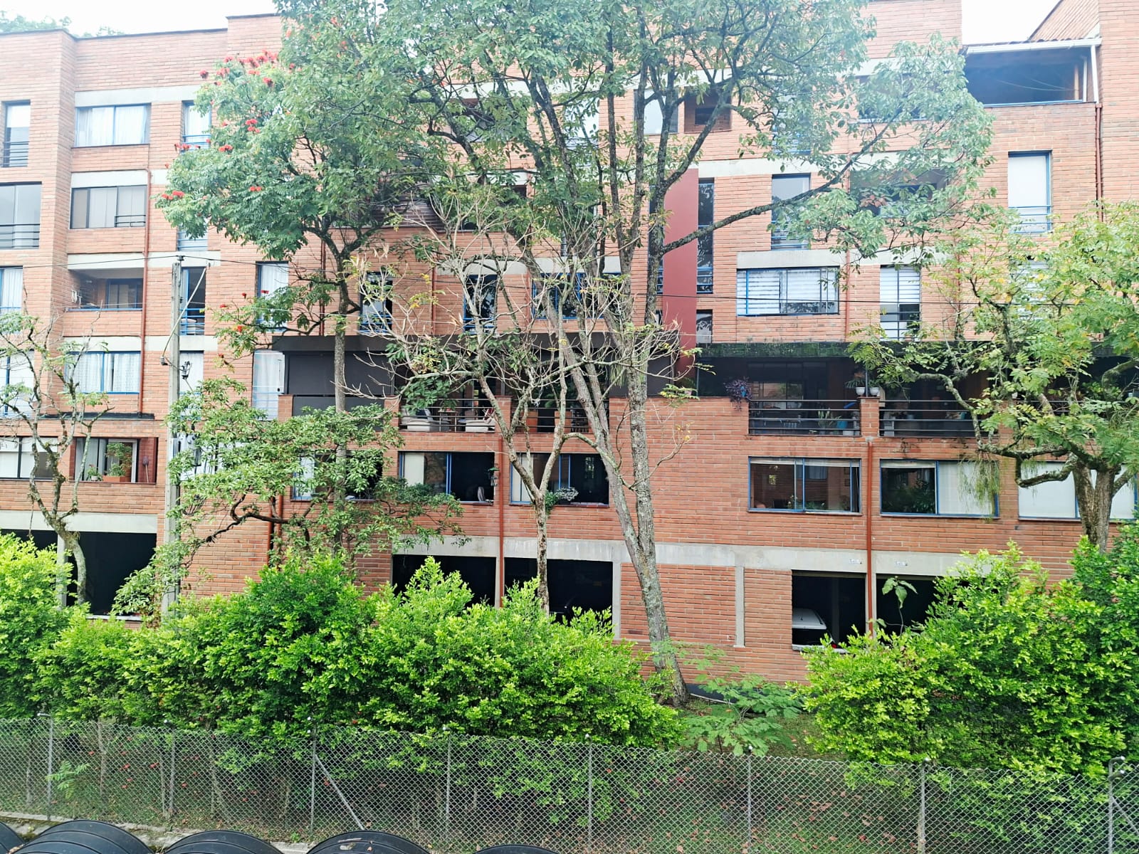 APARTAMENTO EN VENTA  ESCOBERO EXCELENTE PUNTO IB4