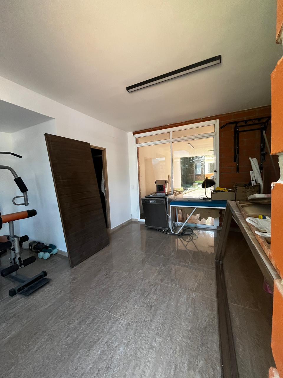 CASA EN VENTA EL POBLADO CERCA A LA CALERA