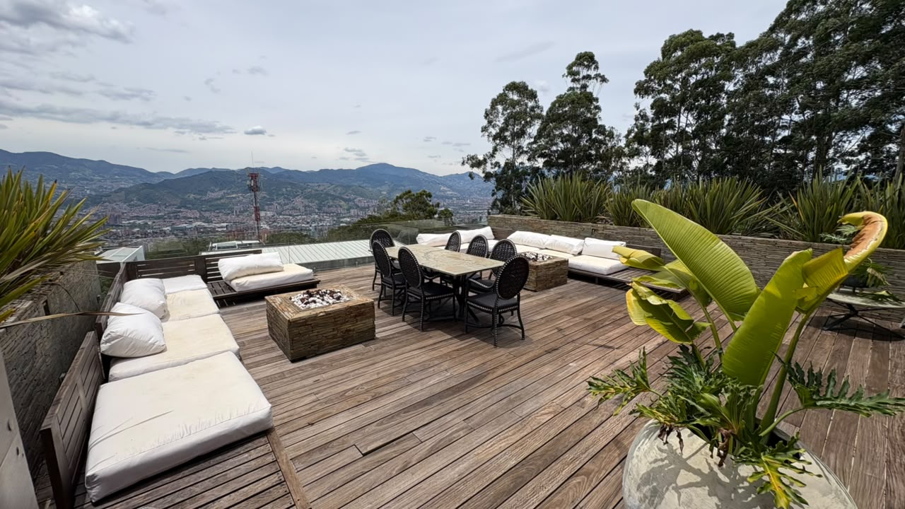 Casa en venta Loma del Chocho alto valor
