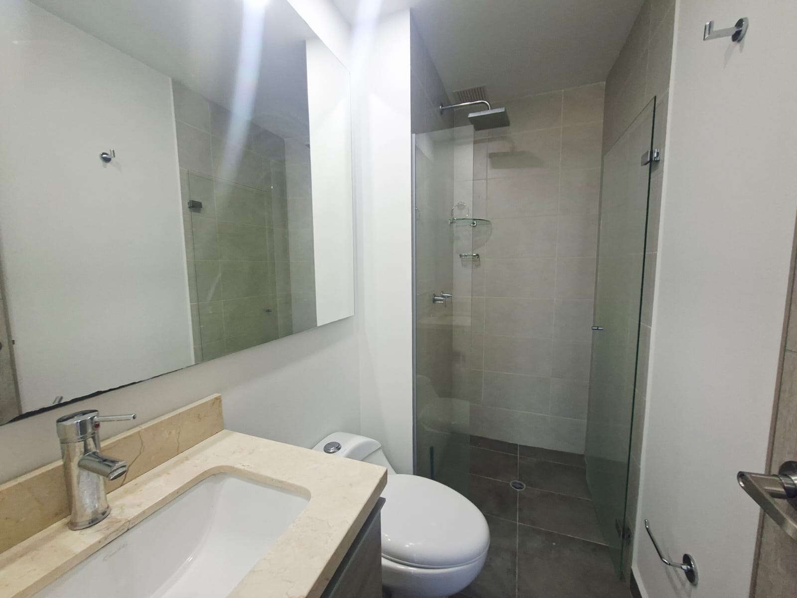 Apartamento en arriendo Envigado cerca a la Intermedia AP