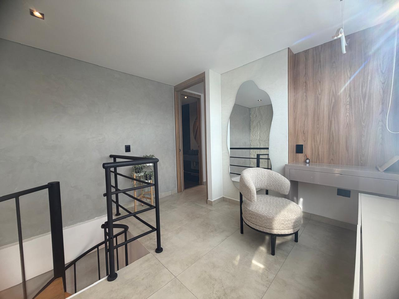 APARTAMENTO EN VENTA LAURELES DUPLEX AIRBNB RENTA CORTA-LARGA
