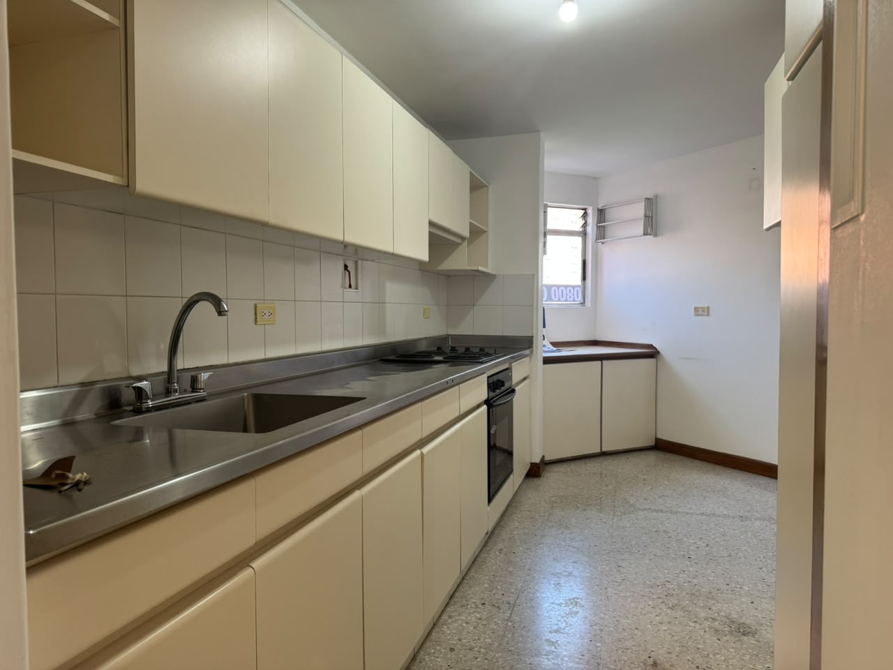 APARTAMENTO EN ARRIENDO CASTROPOL BN- MA