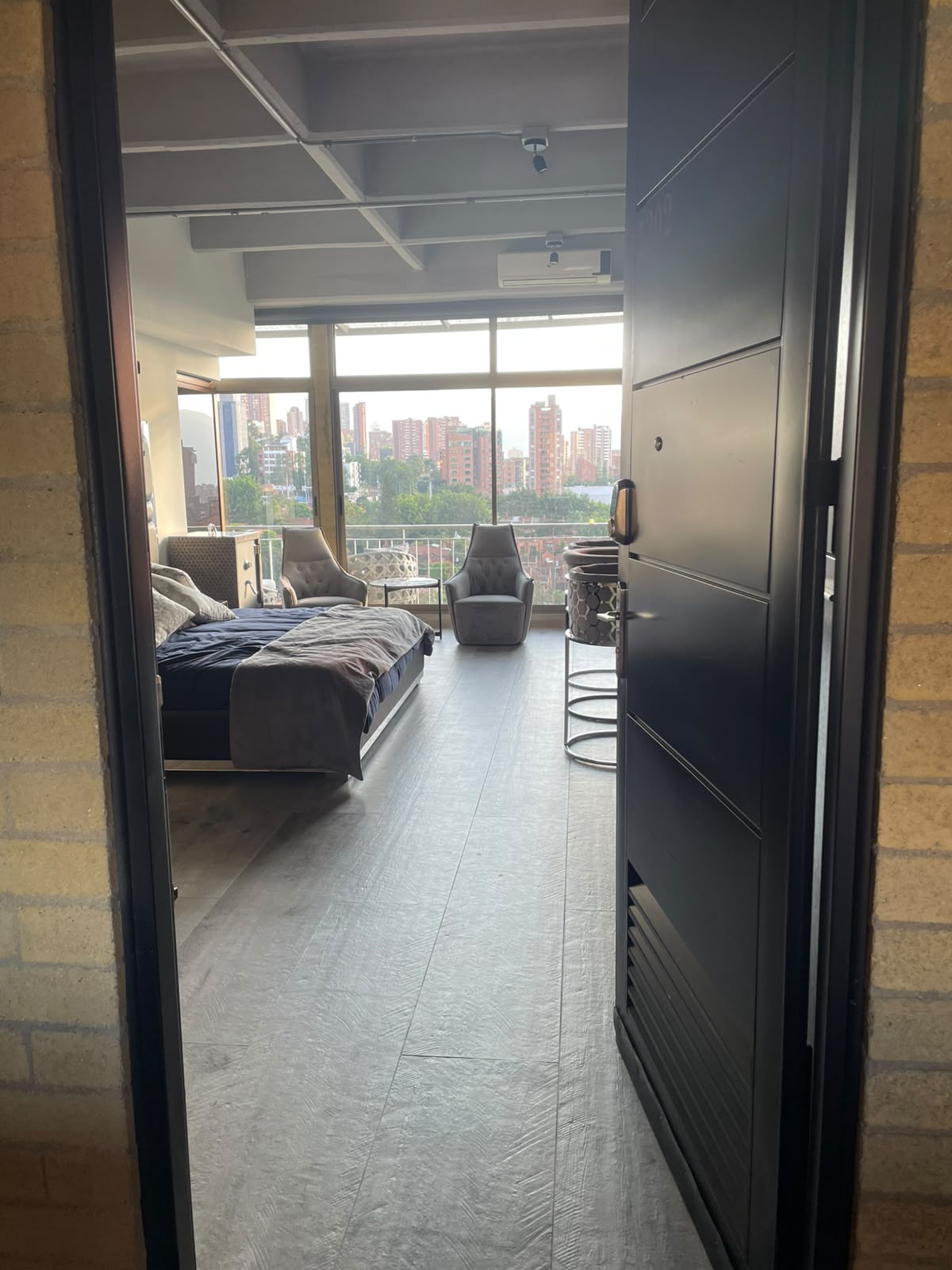 Apartamento tipo Loft amoblado con Jacuzzi Poblado