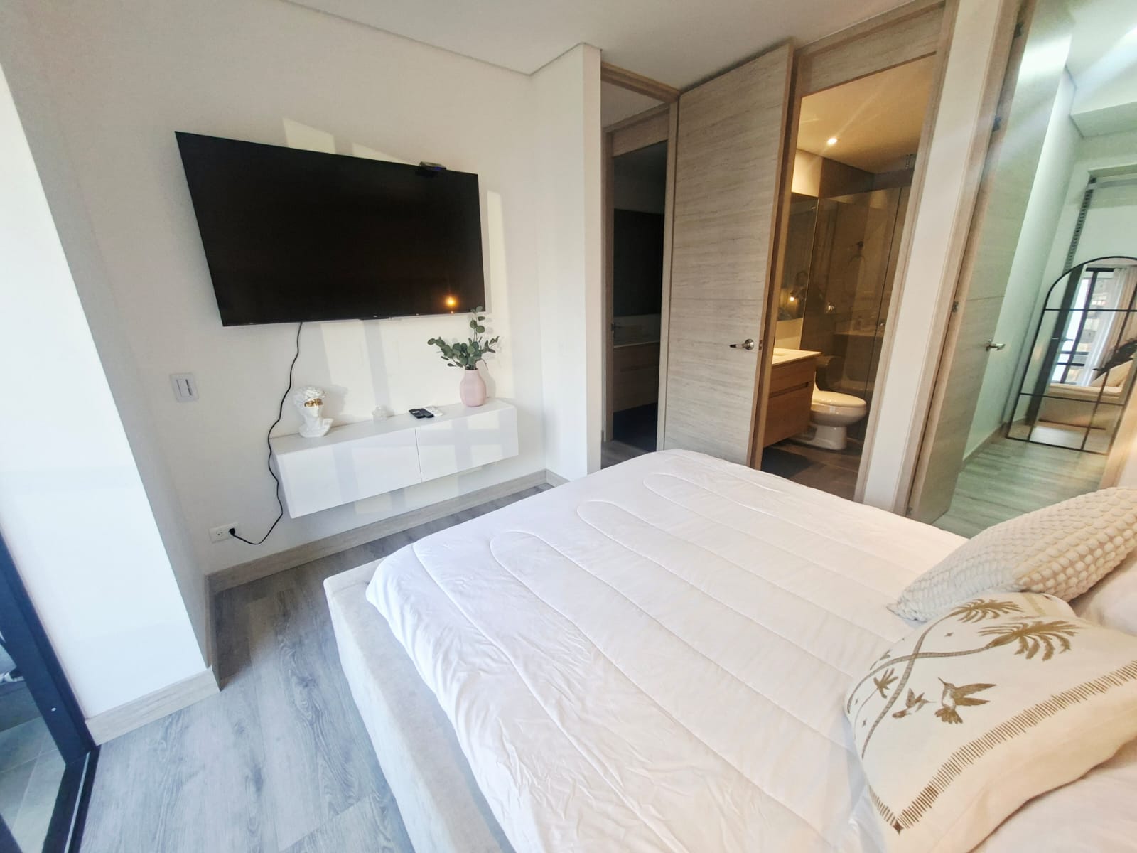 Apartamento en arriendo amoblado Poblado cerca a los Balsos GRBYLN 4