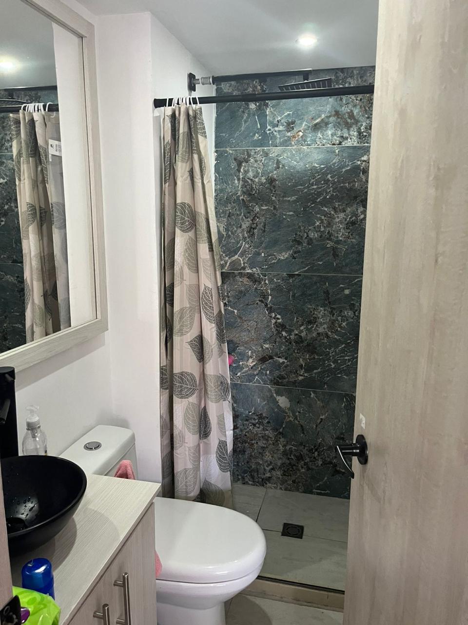 APARTAMENTO EN VENTA CERCA A LA INFERIOR POBLADO RH