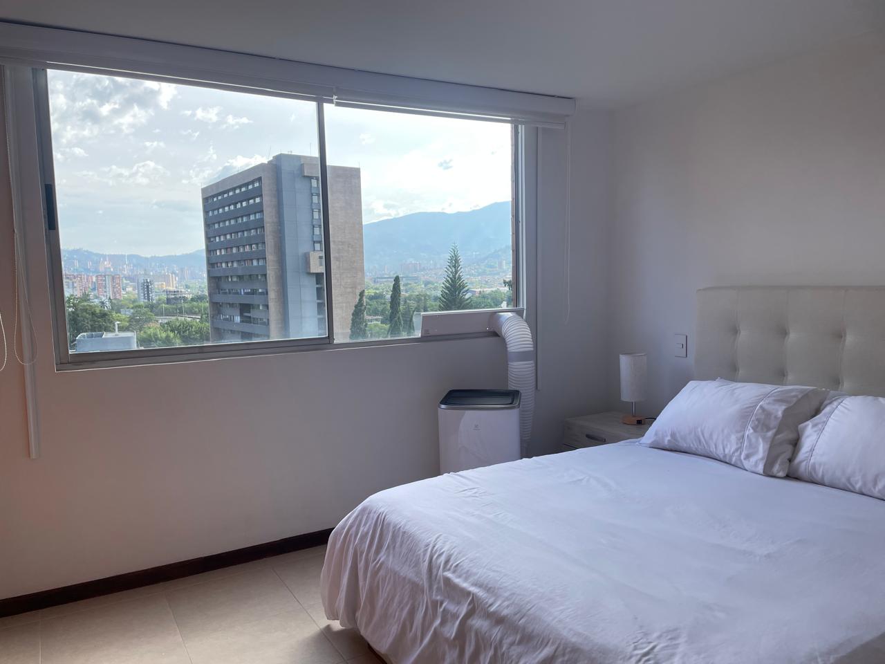 APARTAMENTO EN ARRIENDO AMOBLADO JUNTO A LA MILLA DE ORO LC