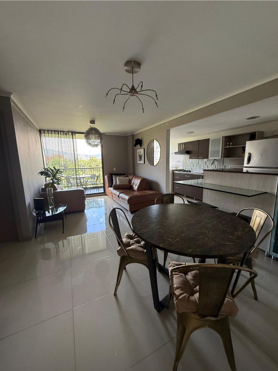 Apartamento en arriendo amoblado Poblado cerca a las Vegas LC
