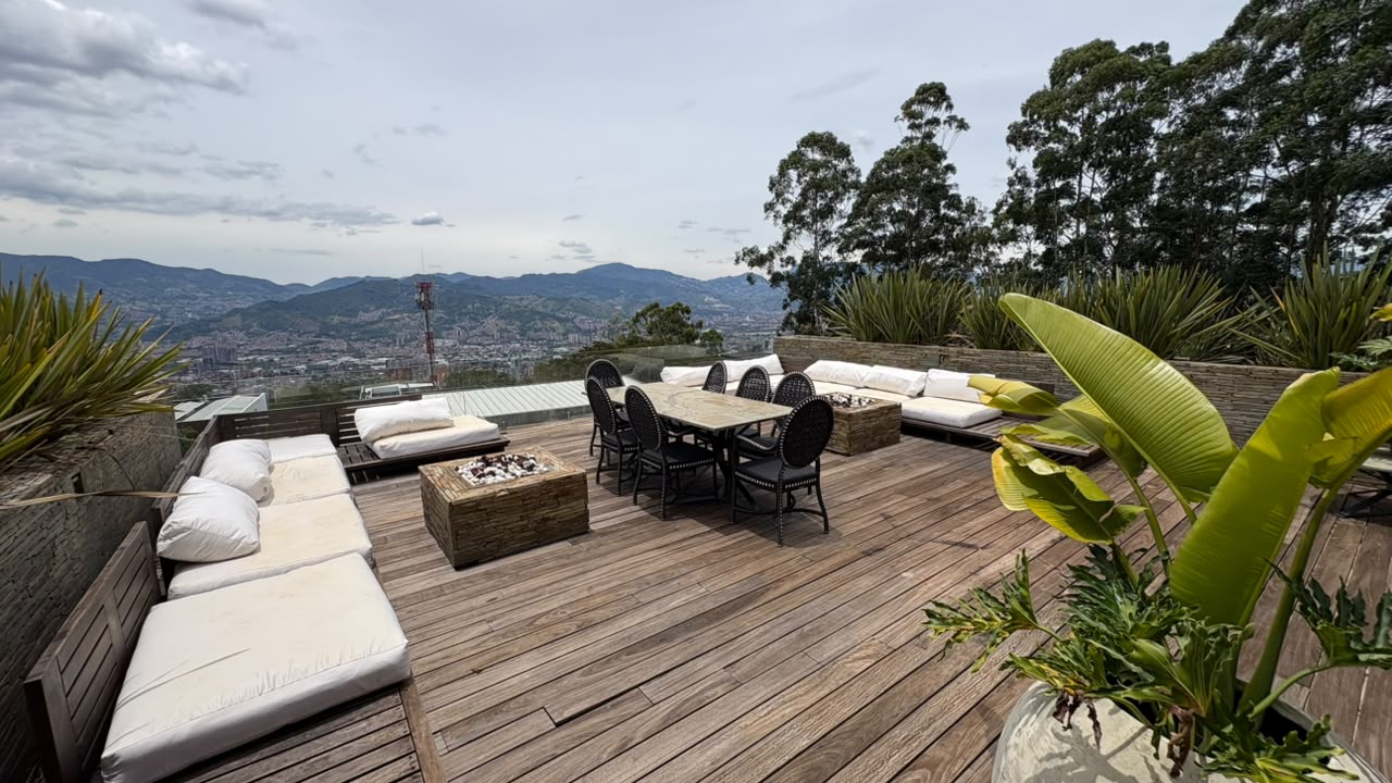 Casa en venta Loma del Chocho alto valor