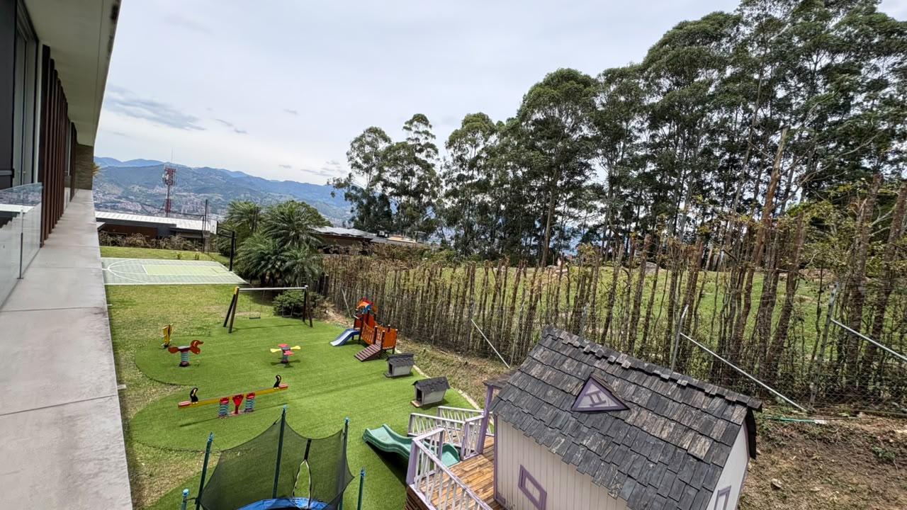 Casa en venta Loma del Chocho alto valor