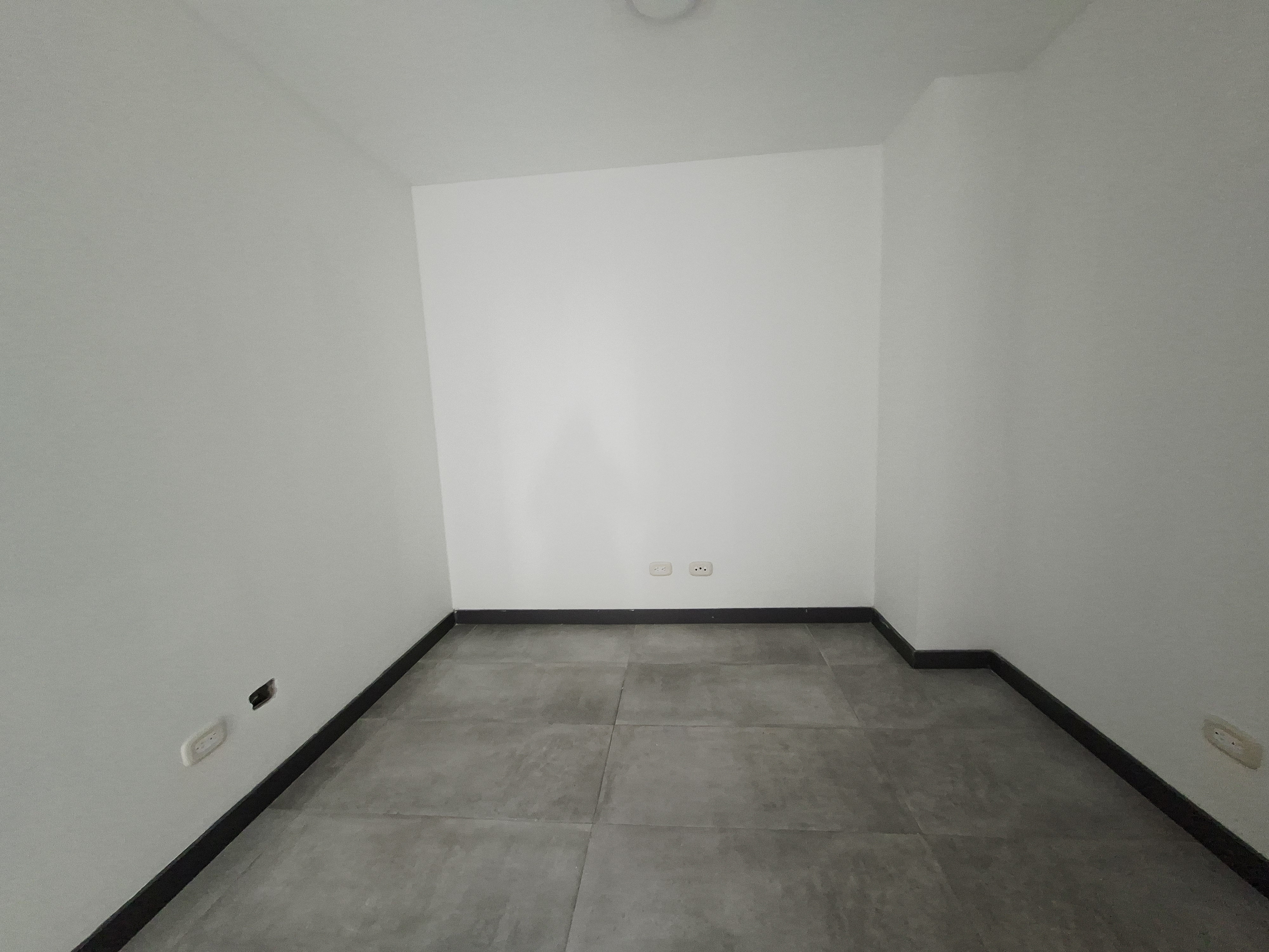 VENTA DE APARTAMENTO EN LA INTERMEDIA ENVIGADO ALTA VALORIZACIÓN
