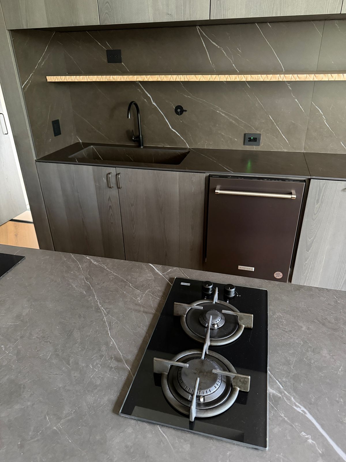 VENTA DE APARTAMENTO EXCLUSIVO SECTOR LOMA DEL TESORO