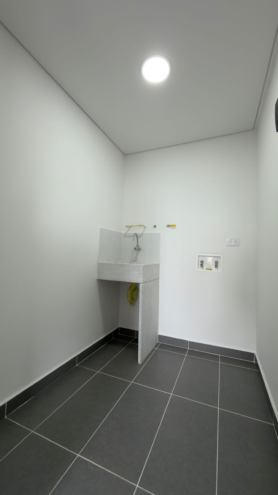 ARRIENDO APARTAMENTO LAS PALMAS PC18