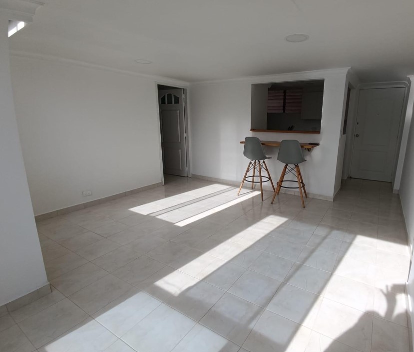Apartamento en arriendo Las Palmas cerca al mall el Indio