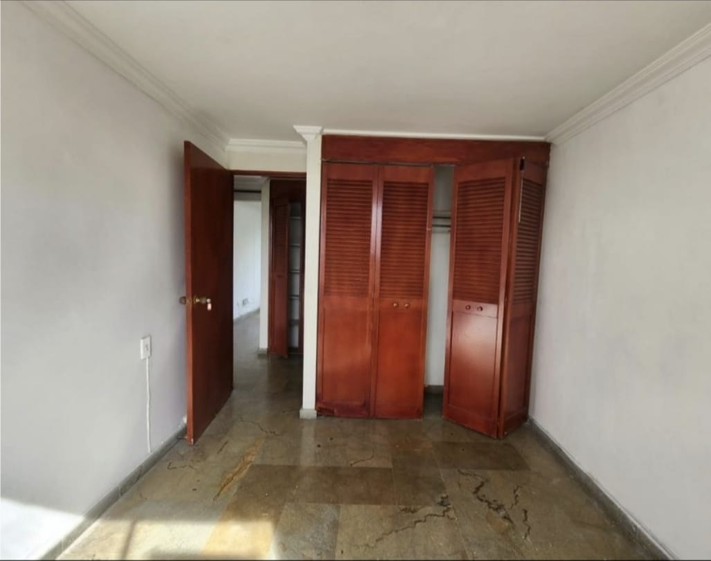 APARTAMENTO EN VENTA POBLADO TRANSVERSAL INFERIOR CP