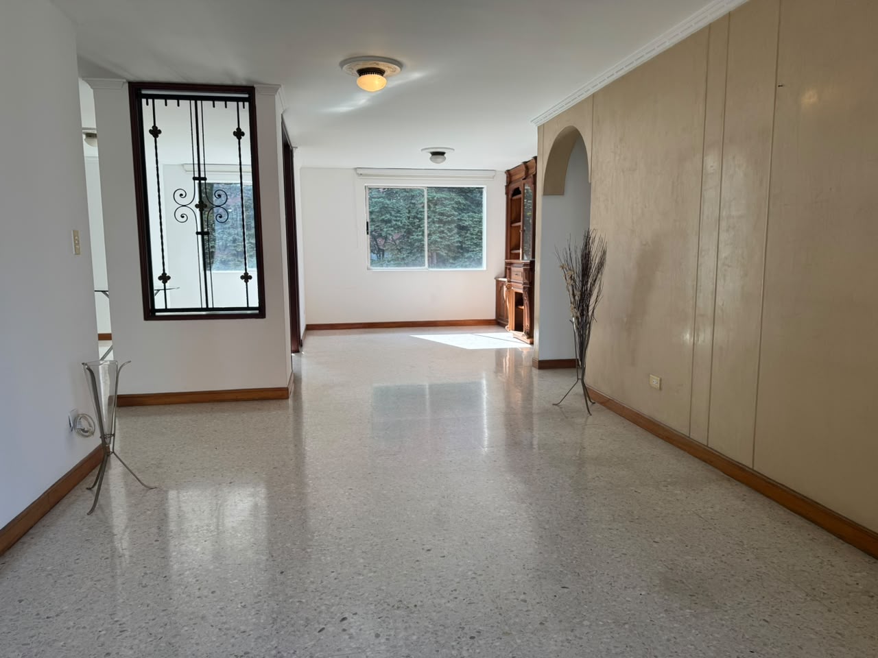 APARTAMENTO EN ARRIENDO CASTROPOL BN- MA
