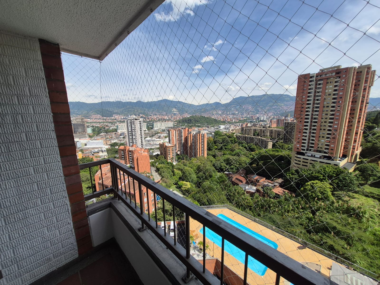 Apartamento en arriendo Poblado Loma de San Julián