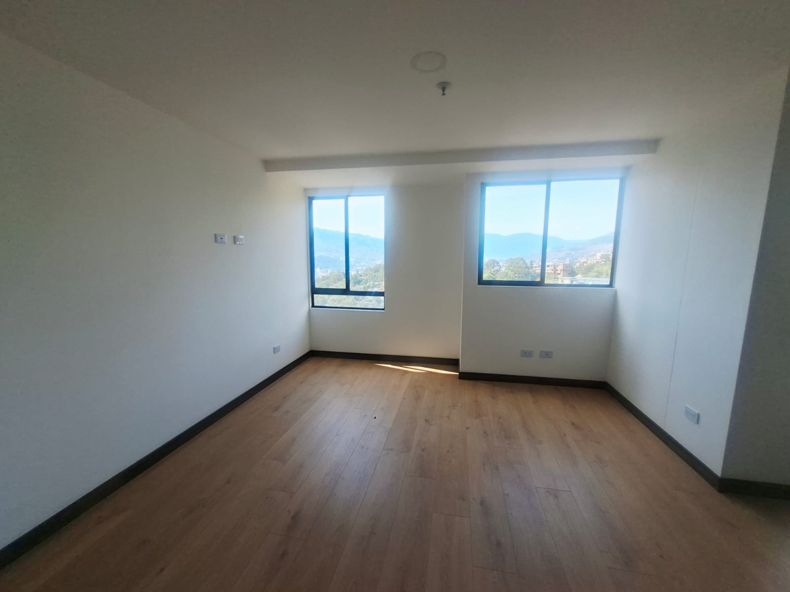 Apartamento para la venta en la Loma del Indio PL10
