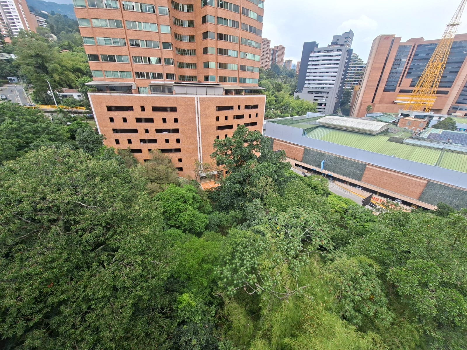 APARTAMENTO PENTHOUSE EN VENTA  TESORO BR