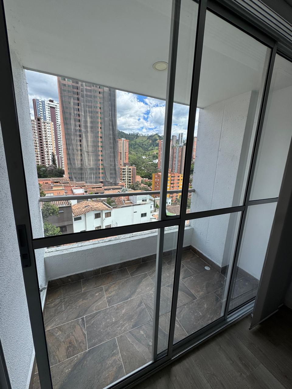 Apartamento amoblado en arriendo cerca al parque Sabaneta