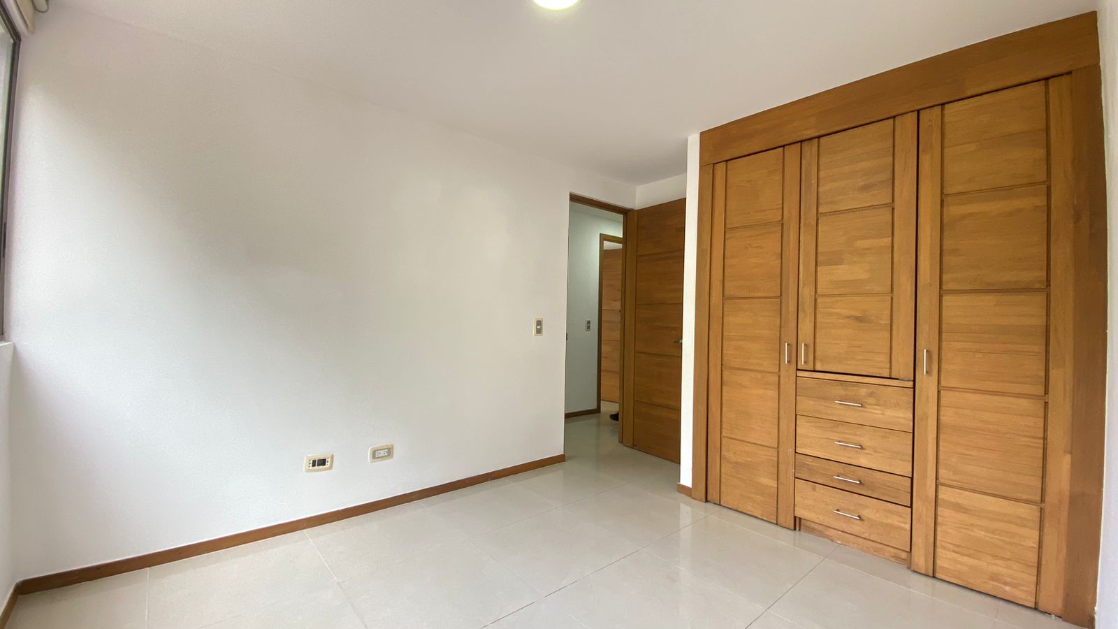 Apartamento en venta Sabaneta sector Aves Marías SM