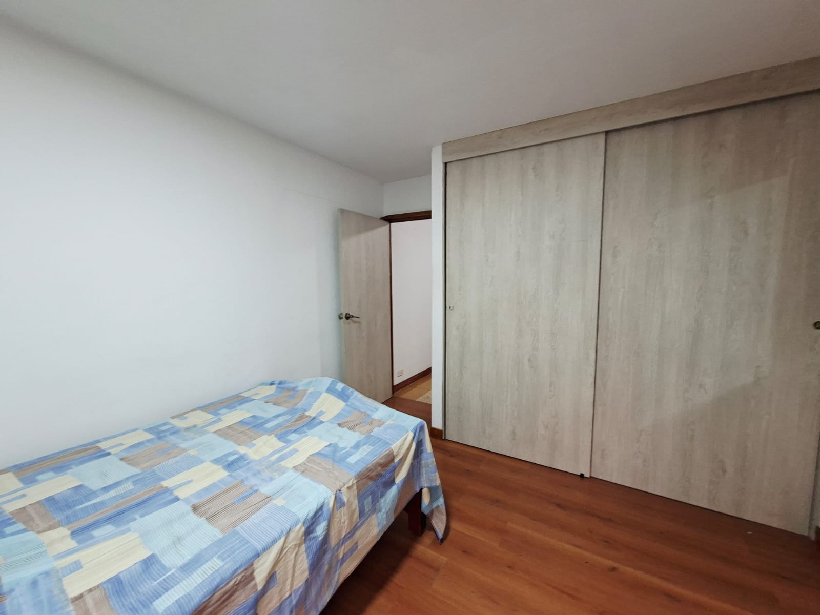 Apartamento para la venta en los Parra cerca a la Intermedia