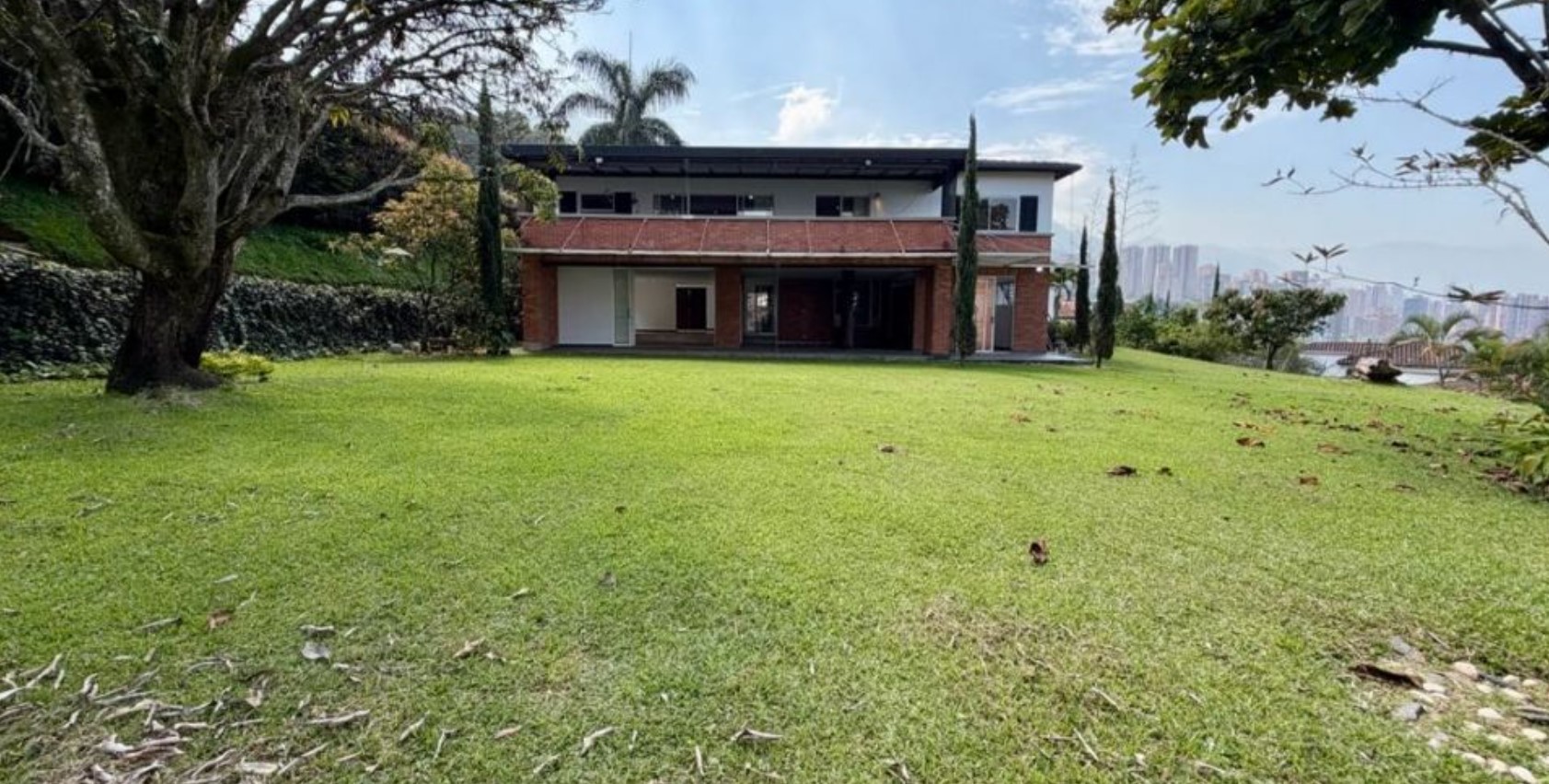 CASA CAMPESTRE EN VENTA ALTO DEL POBLADO RO