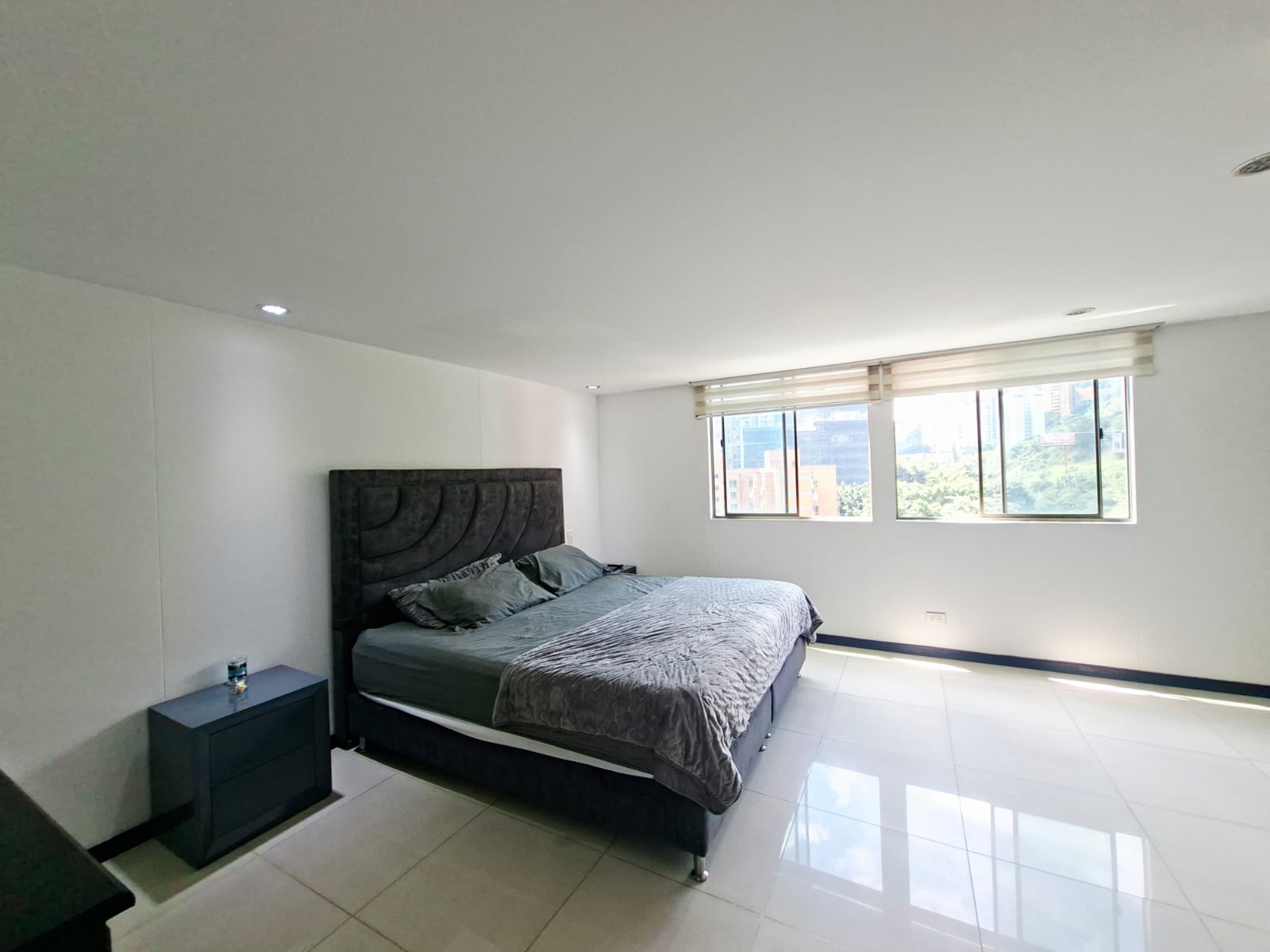 Apartamento en venta Loma el Encierro remodelado