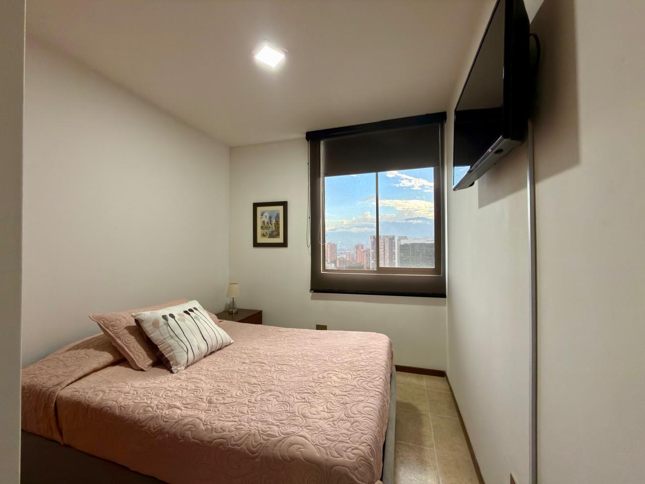 Apartamento en arriendo amoblado Poblado cc Santa Fé 11