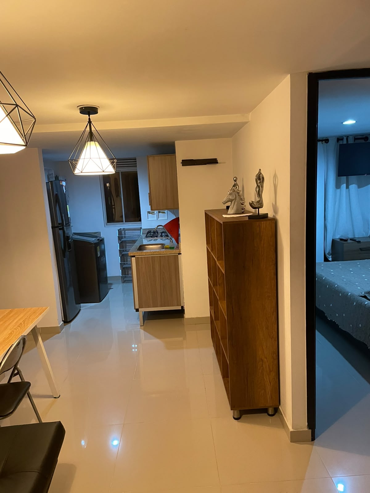 Apartamento en arriendo amoblado  por noche airbnb Guayabal