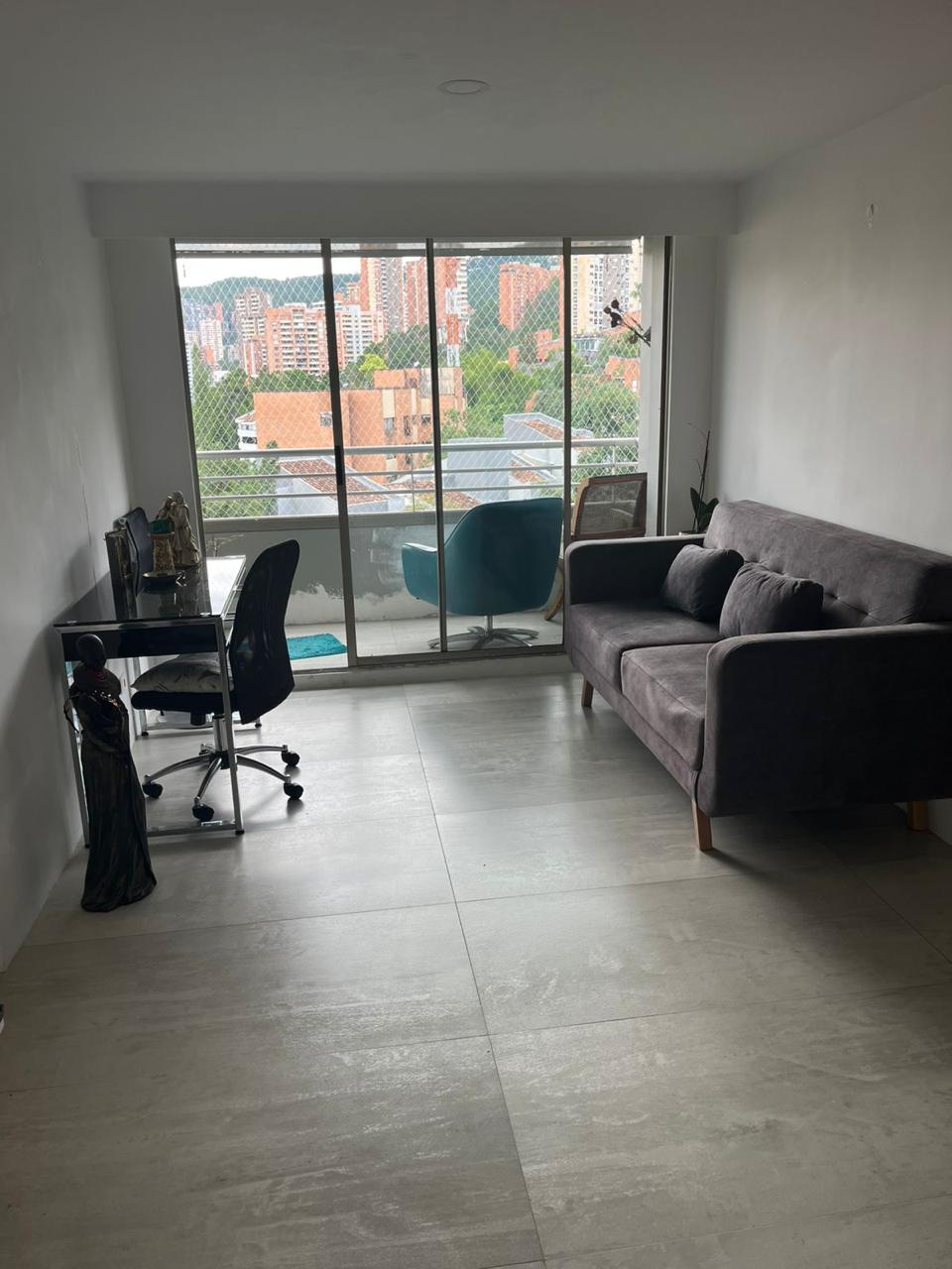 APARTAMENTO EN VENTA CERCA A LA INFERIOR POBLADO RH