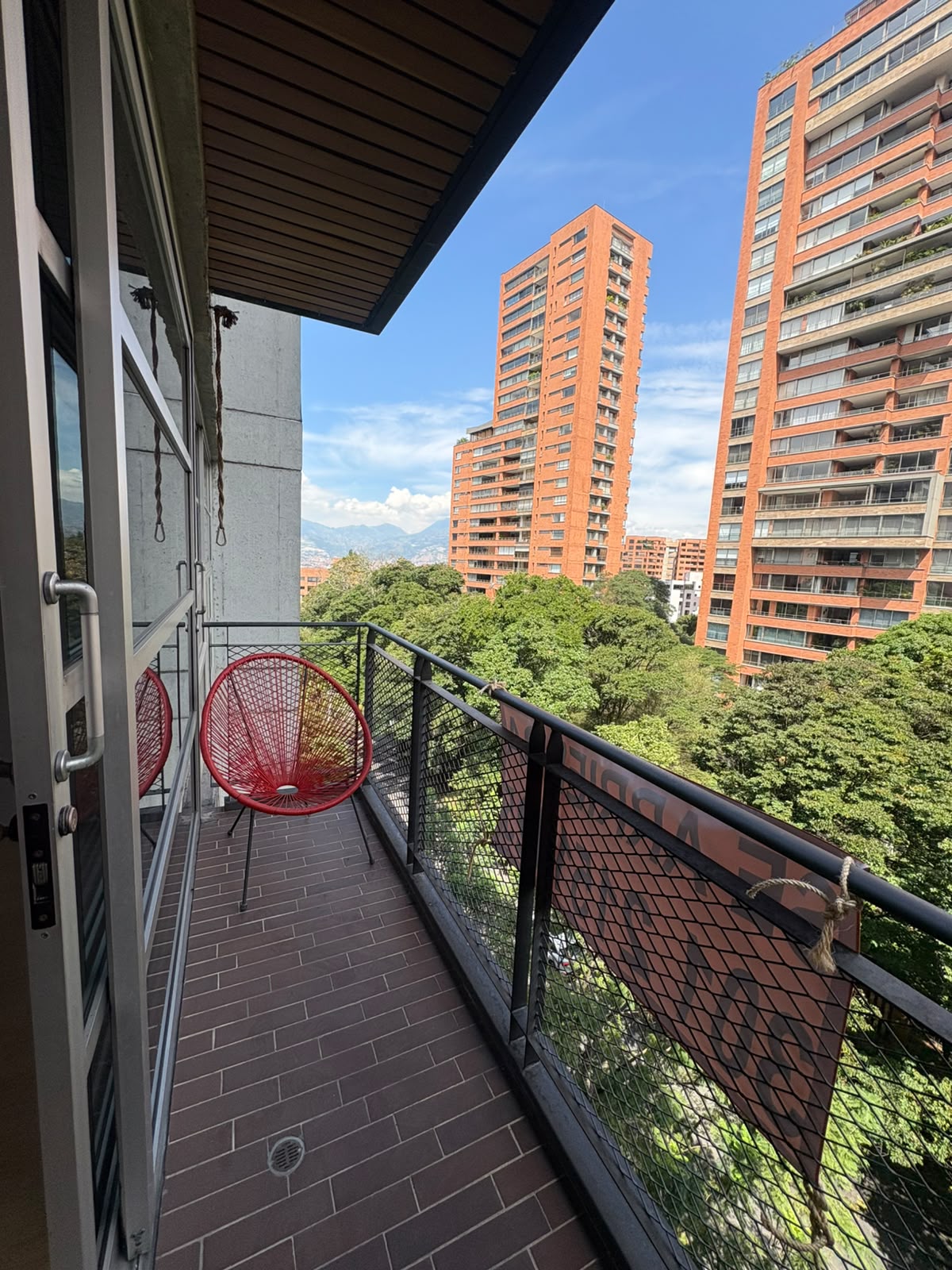 LOFT EN ARRIENDO AMOBLADO LA TOMATERA LC-5