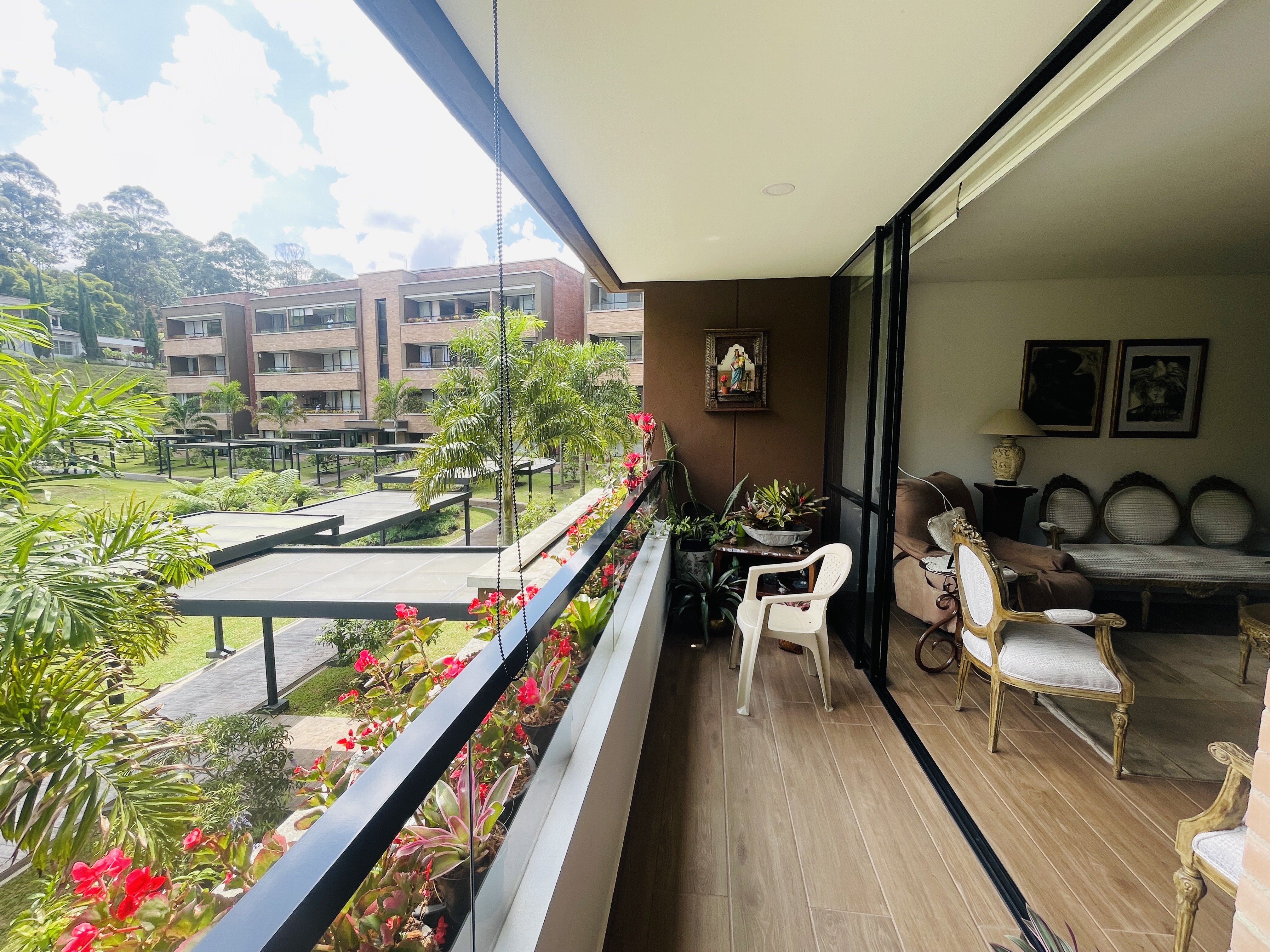 apartamento en venta en Seniors Club
