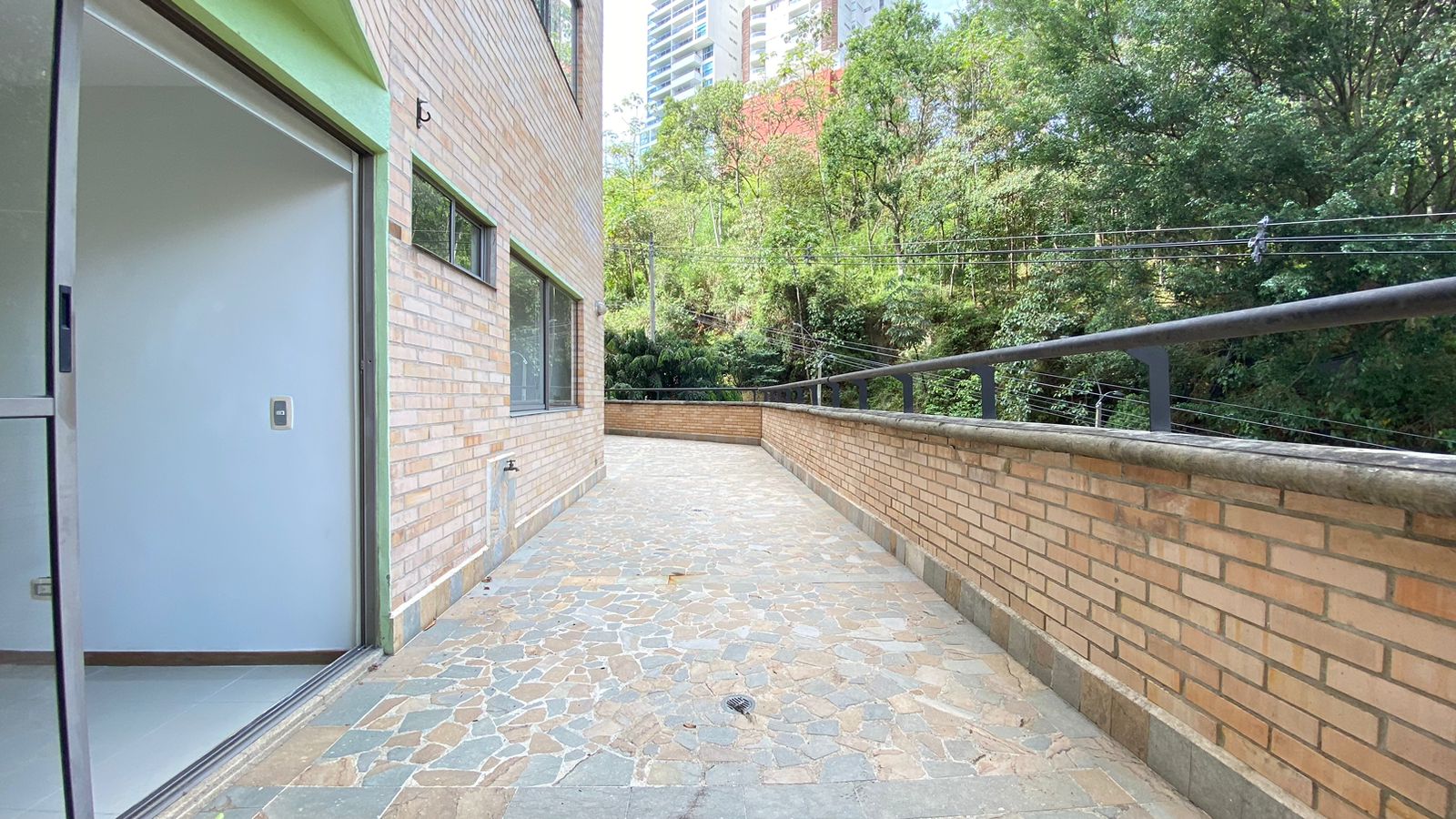 Apartamento en venta Sabaneta sector Aves Marías SM
