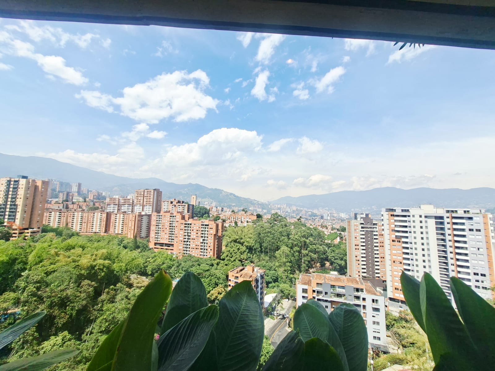 Apartamento amoblado en Envigado Loma del Esmeraldal