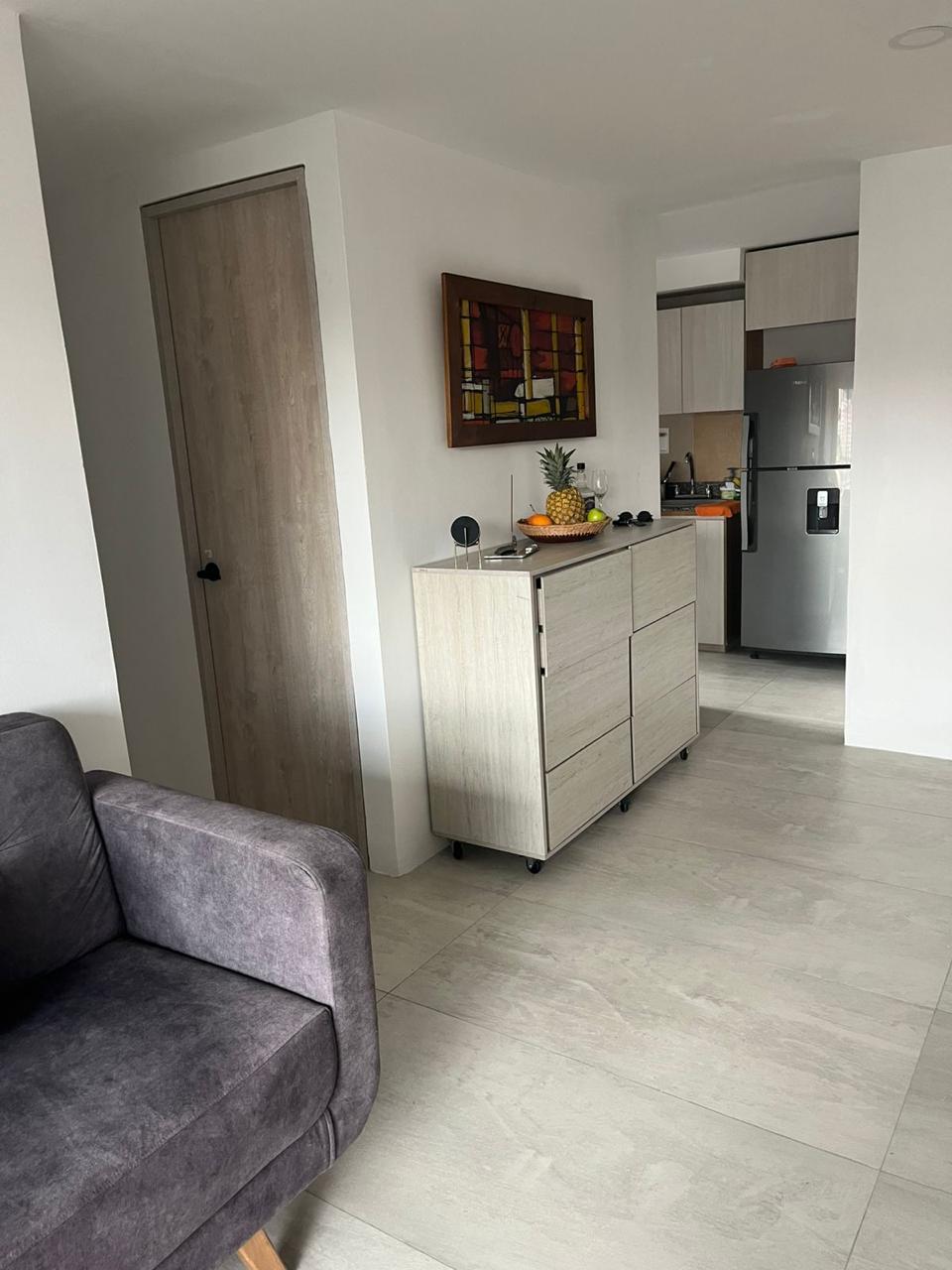 APARTAMENTO EN VENTA CERCA A LA INFERIOR POBLADO RH