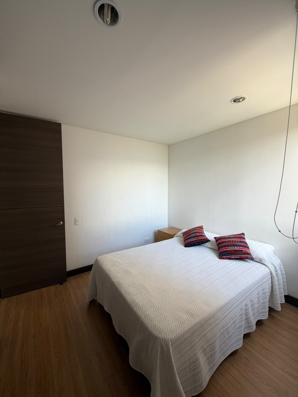 Apartamento en arriendo amoblado  Envigado Loma del Esmeraldal LC