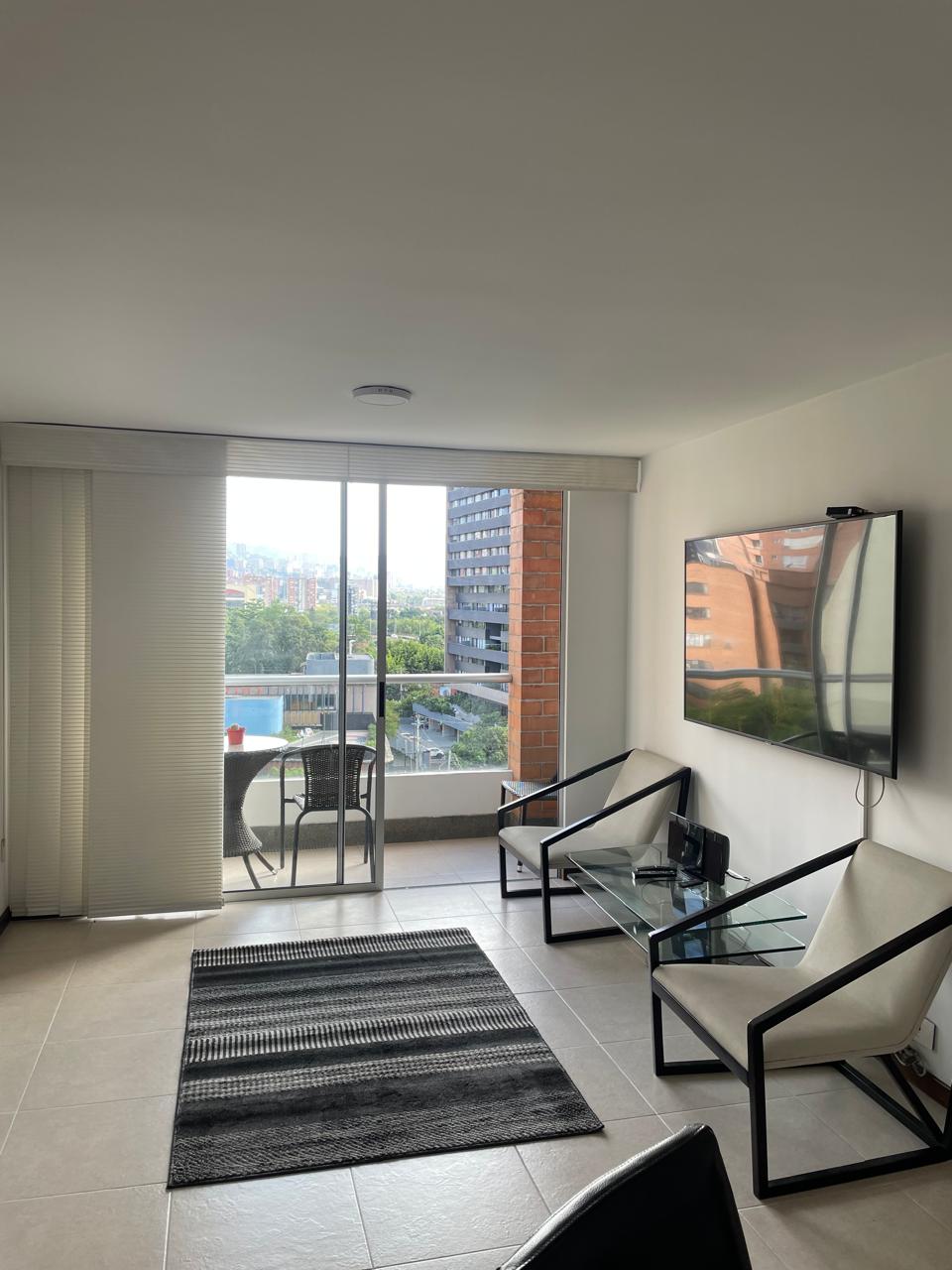 APARTAMENTO EN ARRIENDO AMOBLADO JUNTO A LA MILLA DE ORO LC
