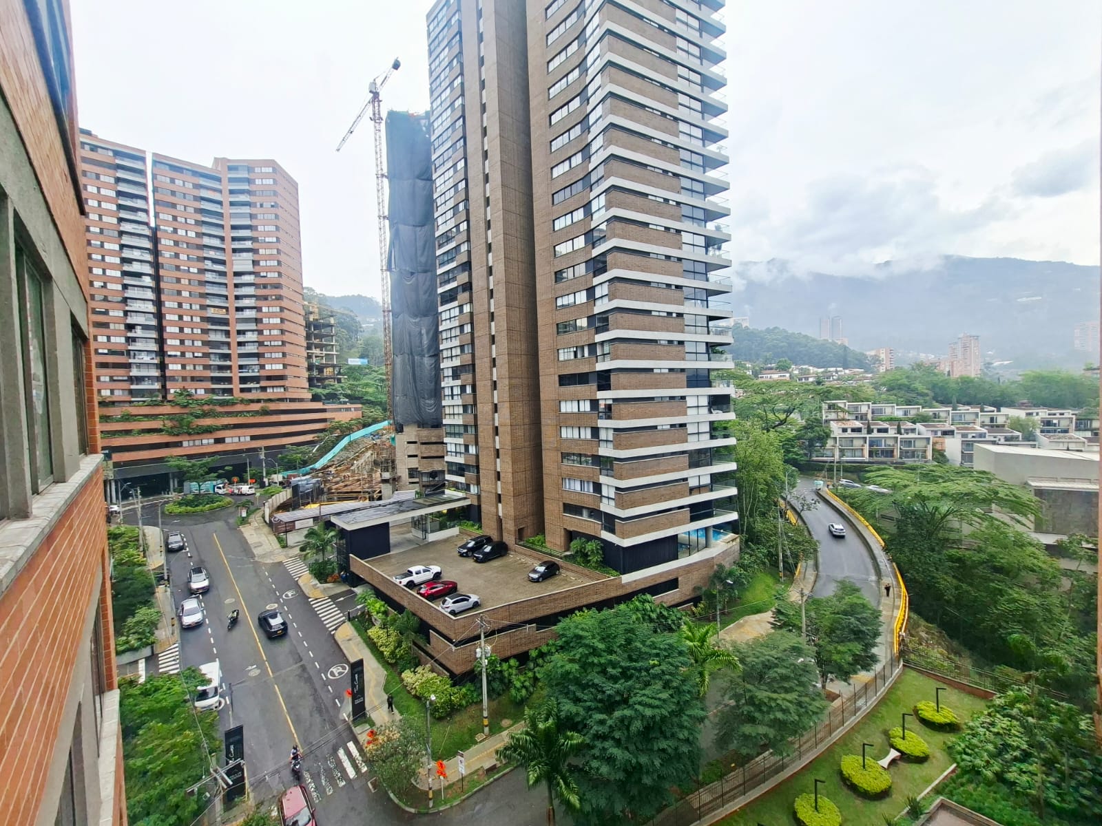 Apartamento en arriendo Poblado Palmas YB10