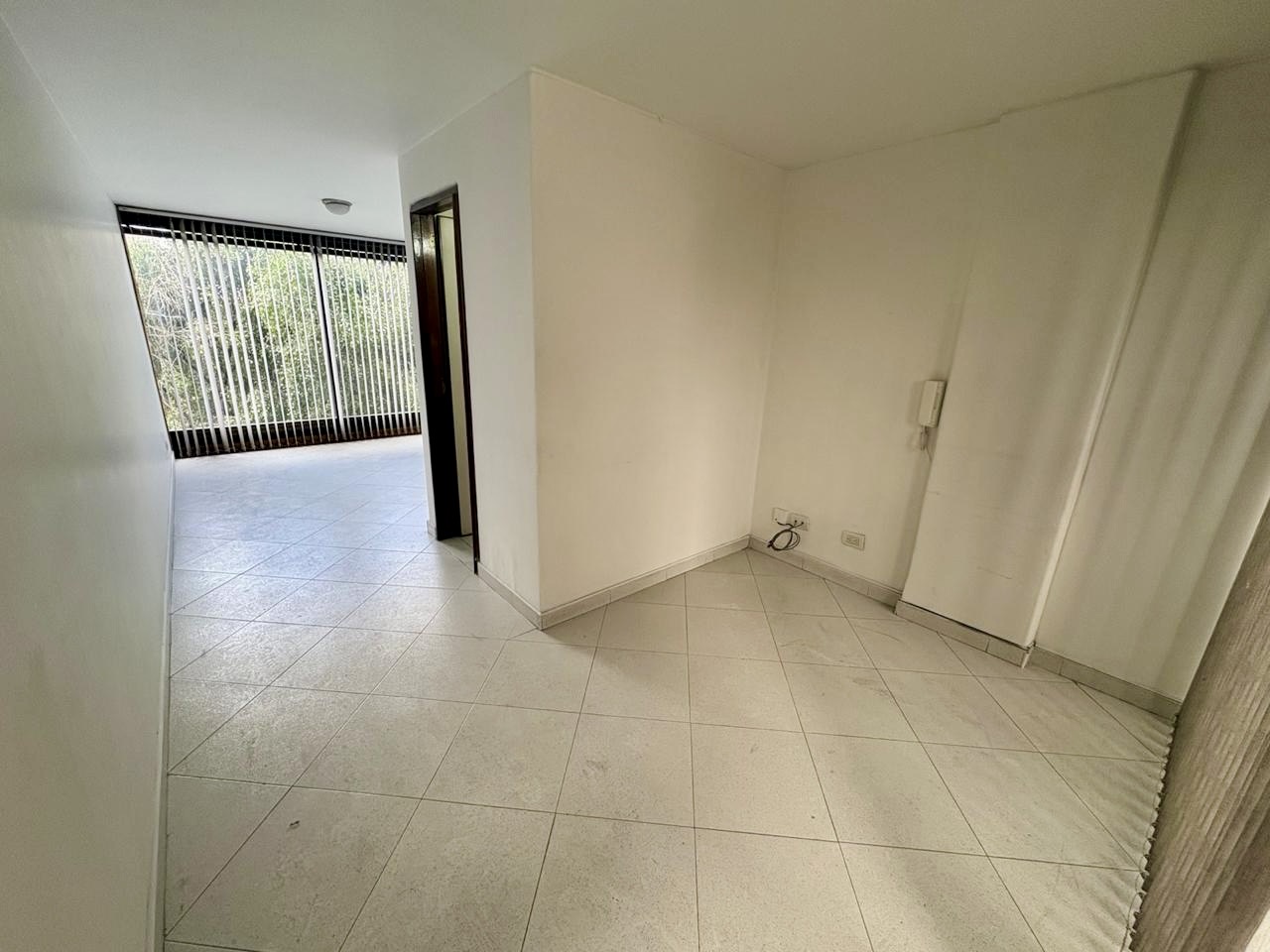 ARRIENDO OFICINA CHICO