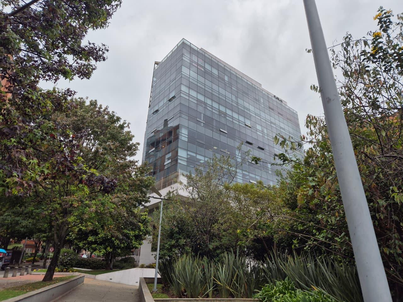 Venta Oficina en Bella Suiza en el Centro Empresarial 128