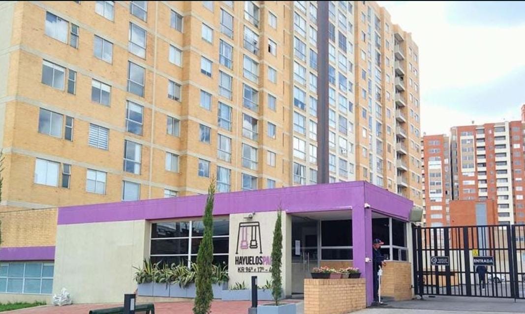 Venta Apartaestudio Hayuelos 31 mts2